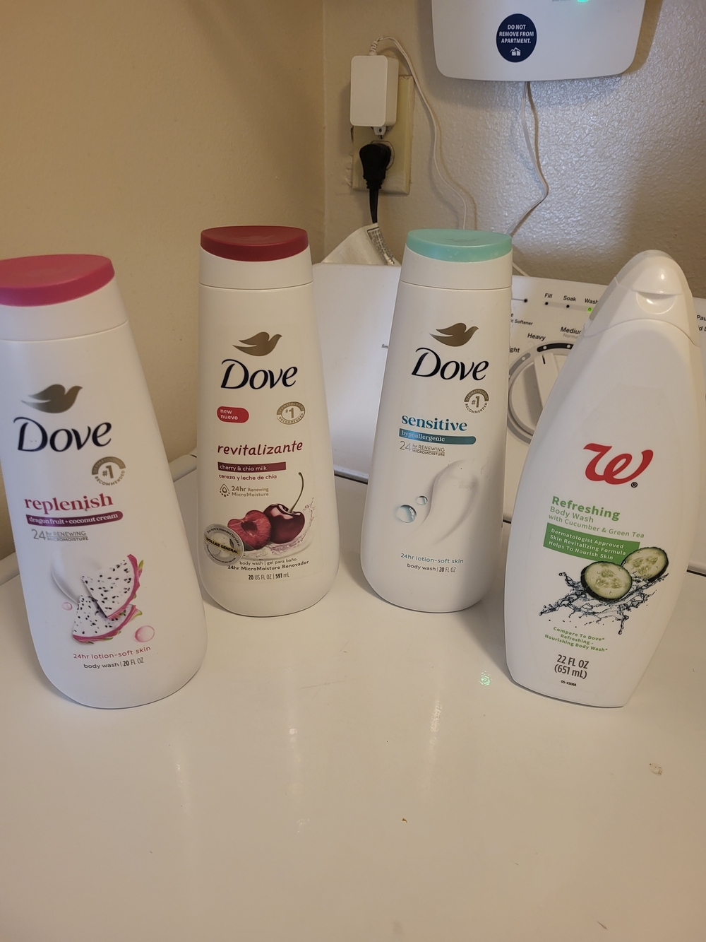 Dove Body Wash Bundle - Replenish, Revitalizante, Sensitive (White Bottles)